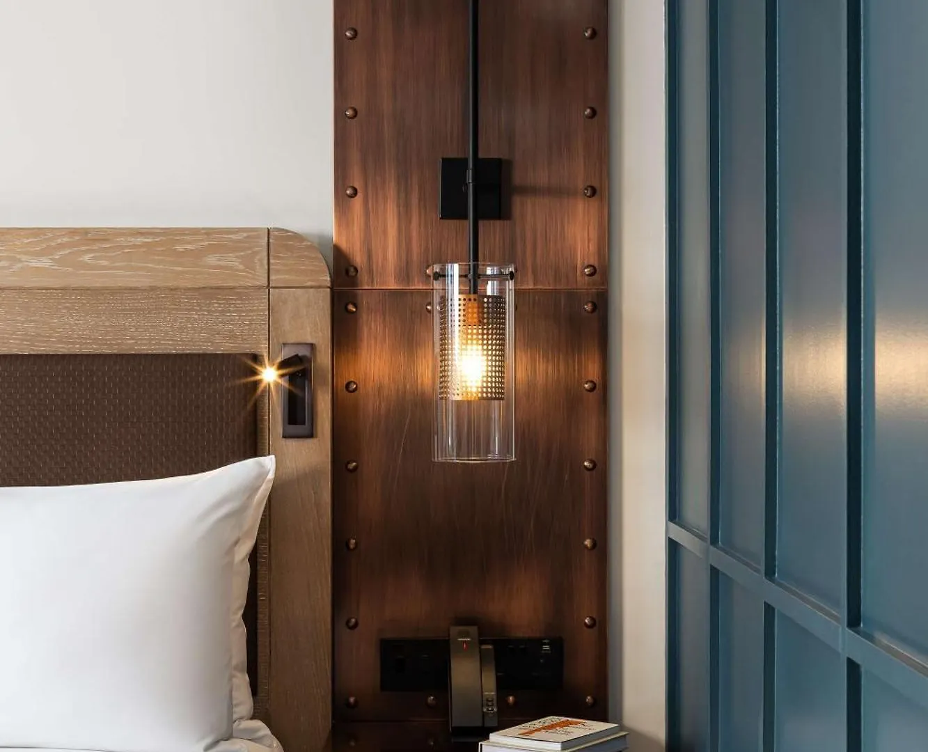 ホテル The Gantry London, Curio Collection By Hilton 4*, ロンドン イギリス