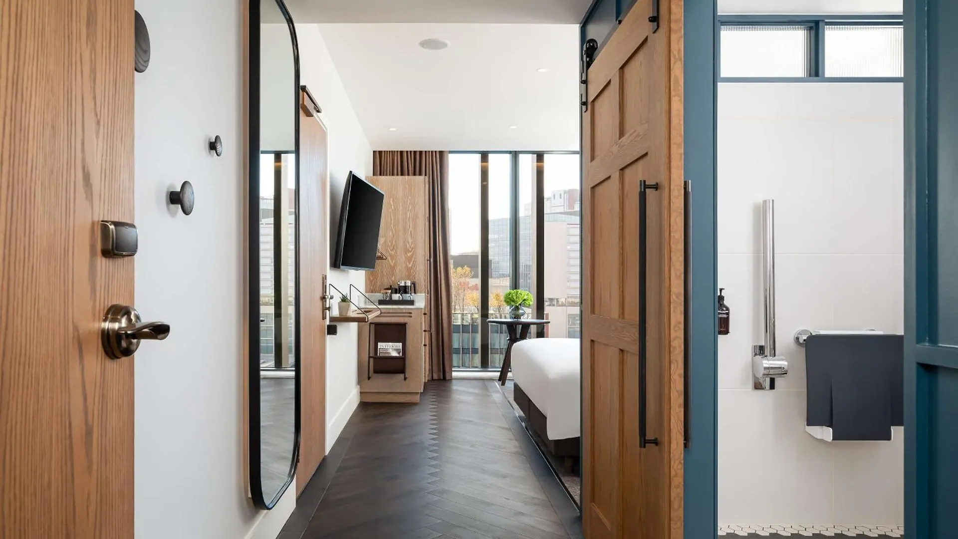 Hotel The Gantry London, Curio Collection By Hilton  Londres